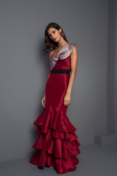 Johanna Ortiz Johanna Ortiz Bow-Accented Ruffled Gown – Fashion Alta Moda Johanna Ortiz Johanna Ortiz Bow-Accented Ruffled Gown – Fashion Alta Moda