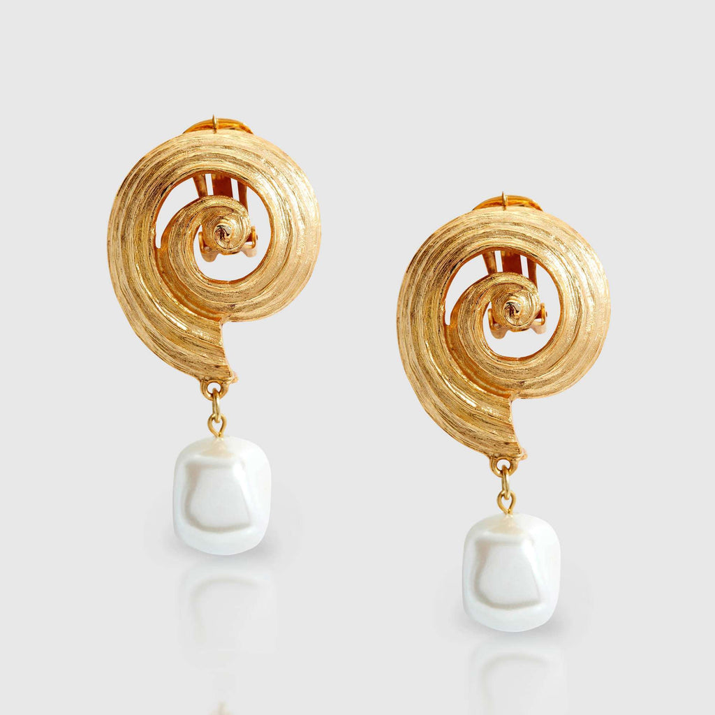 Oscar de la renta earrings clearance